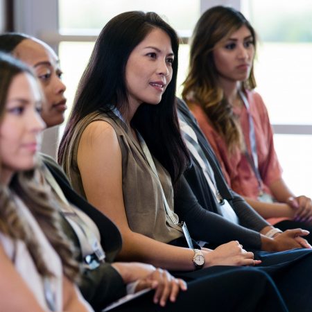 istock-Website Speaking2 1179025377